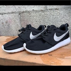 Nike Roshe Shoes